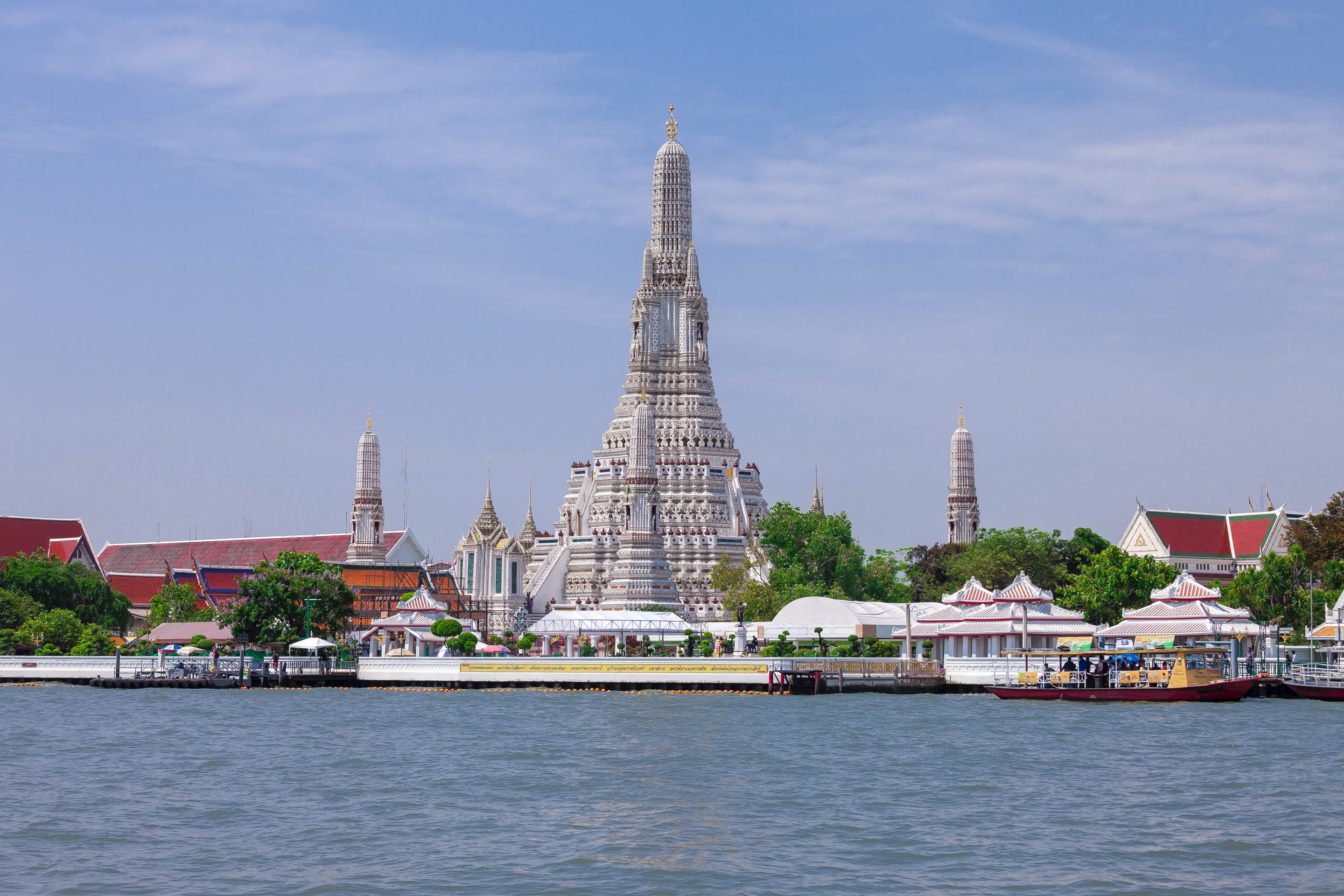 Thailand Travel Guide: destinations, monsoon notes, and how to get there