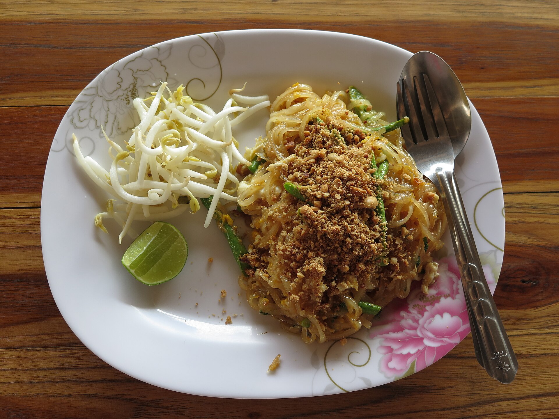 Maharat Walking Street in Krabi