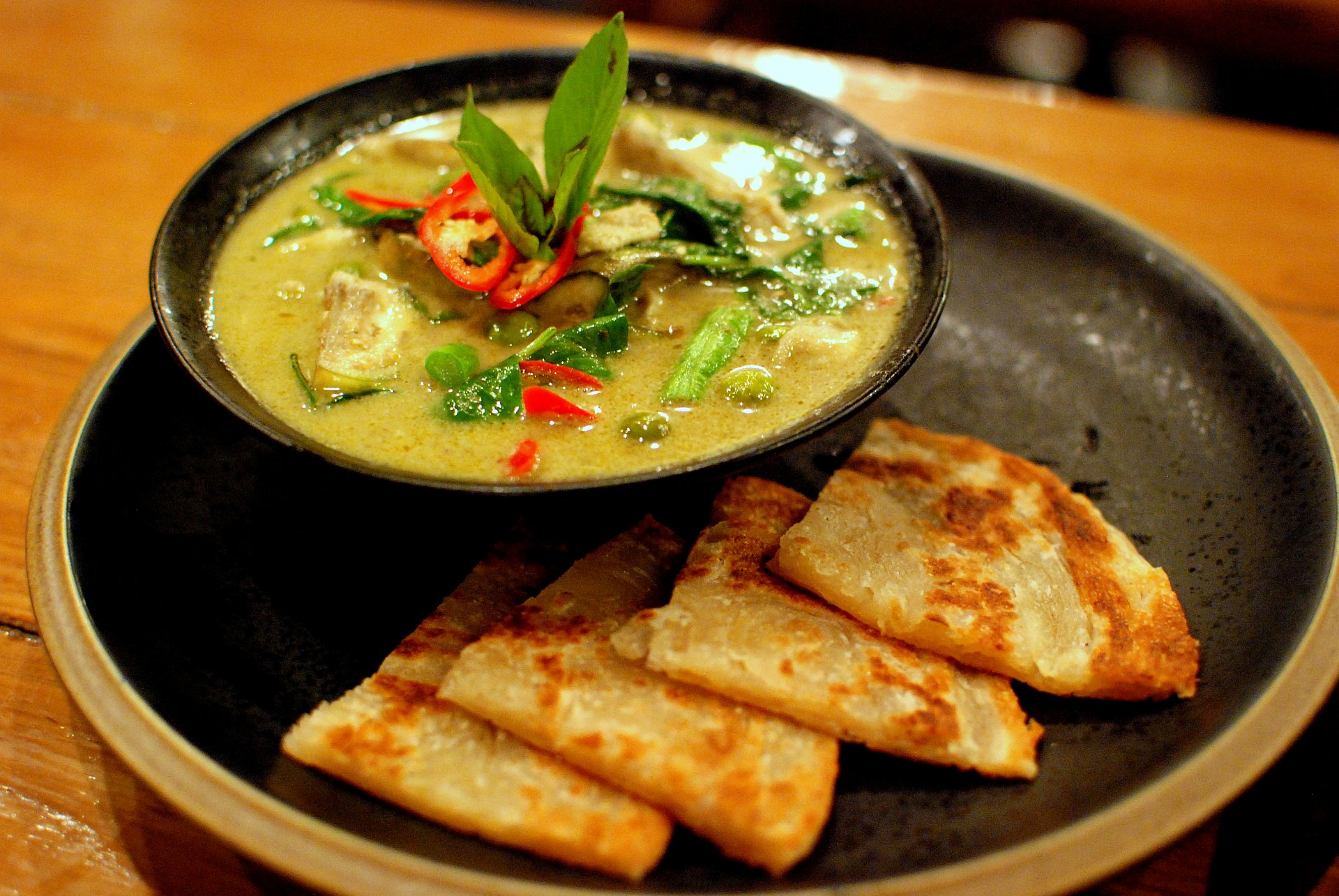 Green Curry, แกงเขียวหวานลูกชิ้นปลา