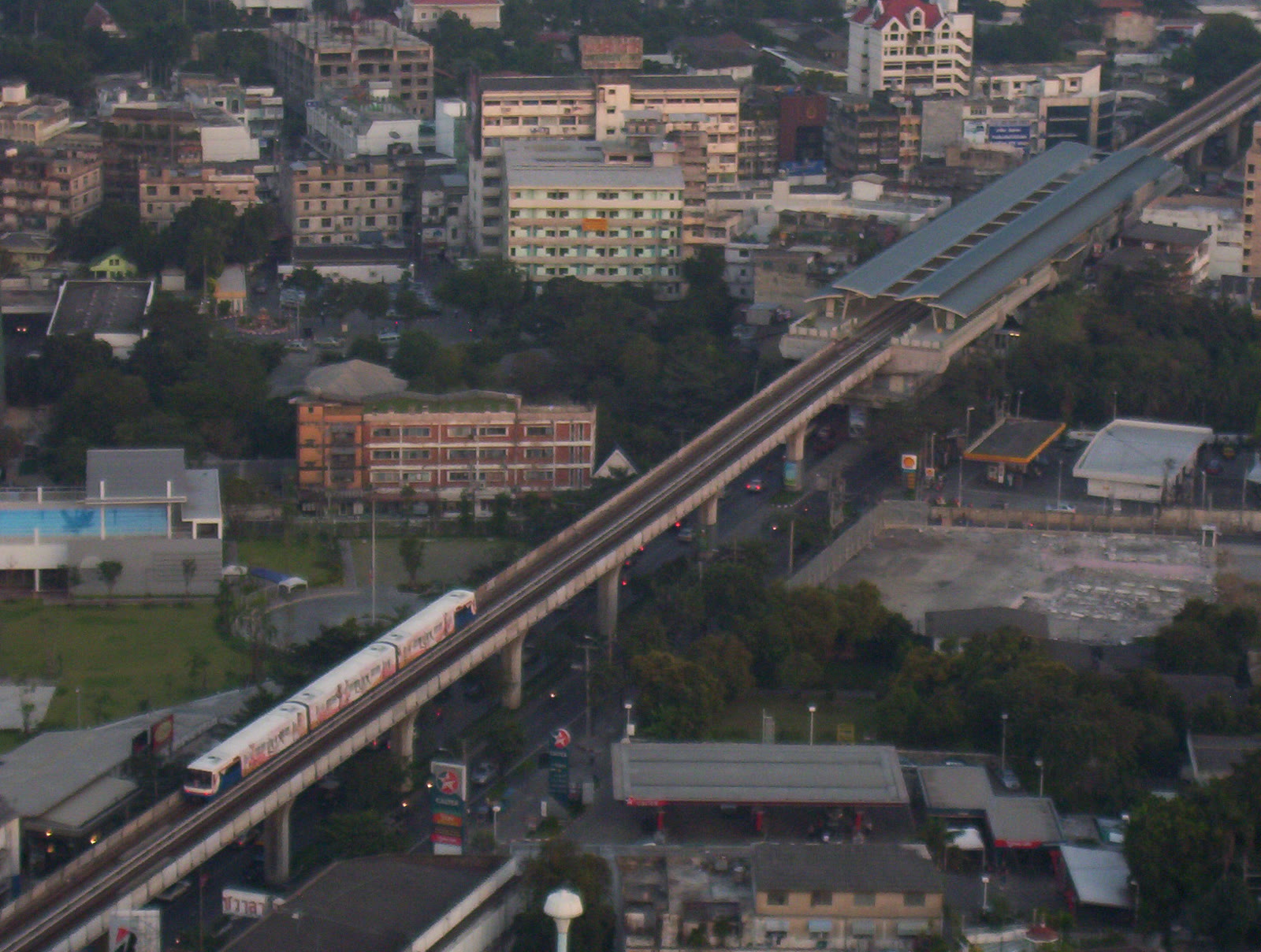 Phrom Phong and Thong Lo
